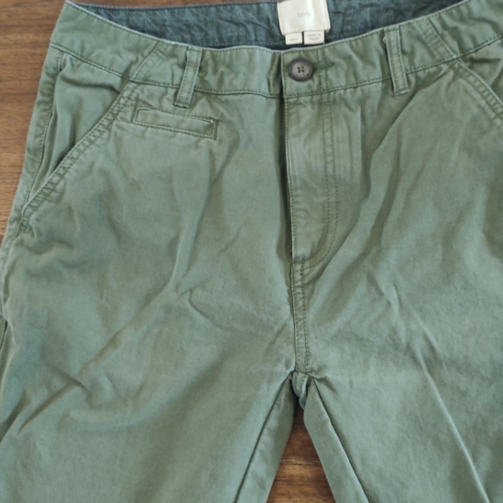 Boy shorts, Biden, Size 15 Y, army green color, NWOT